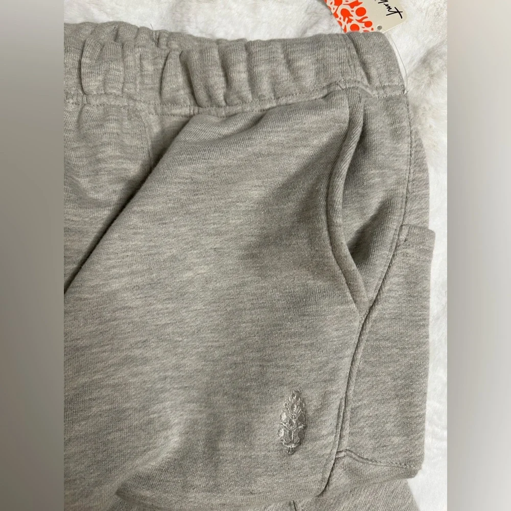 NWT! FP Movement Women's Top Score
Barrel Pants!! - Picture 7 of 7